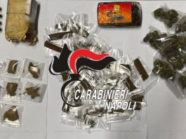 Napoli, controlli a tappeto nella zona est della città: sequestrati 35 proiettili e 66 dosi di droga
