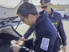 Controlli Adm e Guardia di Finanza a Genova, bloccati nel 2025 oltre 5,3 milioni di euro diretti in Nord Africa