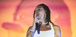 Ghali presenta a sorpresa il brano “Basta”