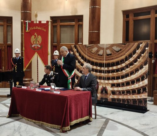 I generali Galletta e Gibilaro hanno ricevuto la cittadinanza onoraria di Palermo