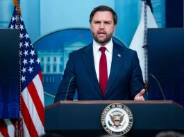 دي فانس: لا احتمال لانجرار الولايات المتحدة إلى حرب طويلة بالشرق الأوسط