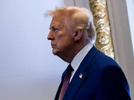 Trump “Stiamo negoziando con l’Iran”