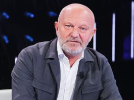 Andrea Pucci rinuncia al Festival di Sanremo: “Contro di me insulti inaccettabili”. Meloni “Spaventosa deriva illiberale della sinistra”