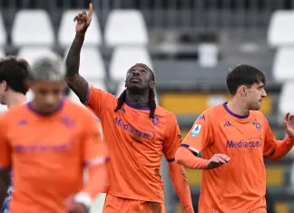 Colpo salvezza per la Fiorentina, i viola sbancano Como e agganciano il Lecce in classifica