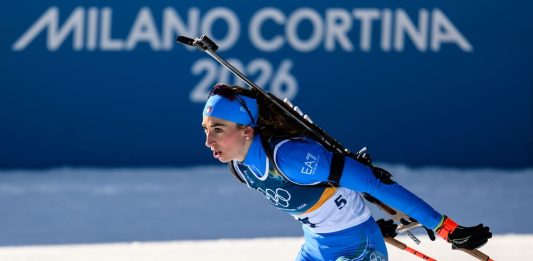 Biathlon, storica medaglia d’oro per Lisa Vittozzi nell’inseguimento 10 km