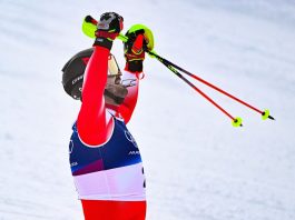 Sci alpino, lo svizzero Meillard oro nello slalom olimpico: Saccardi 12°