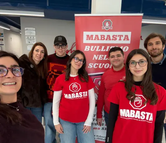 Wind Tre supporta Mabasta, studenti di Palermo contro il cyberbullismo