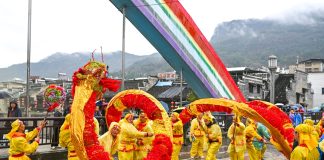 Cina: nel Guizhou in corso il Festival Maolong (2)