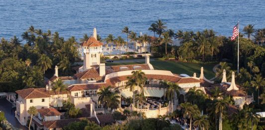 Usa, ucciso un uomo che tentava di entrare nella tenuta del presidente Trump a Mar-A-Lago
