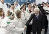 Mattarella in visita al Villaggio olimpico di Milano “Dallo sport un messaggio di pace” / Video
