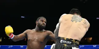 Floyd Mayweather a 48 anni annuncia il suo ritorno sul ring da professionista