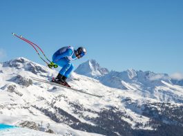 Von Allmen vince la discesa di Crans Montana, Paris è 2°