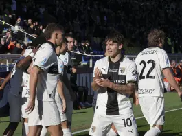 Il Parma batte 2-1 il Verona nello scontro salvezza, la decide Pellegrino nel recupero