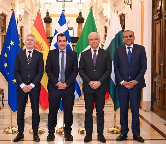 Piantedosi incontra gli omologhi di Spagna, Grecia e Pakistan, focus sull’immigrazione