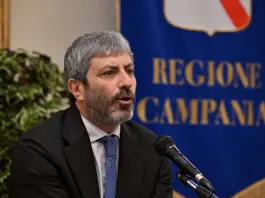 Un milione di euro dalla Regione Campania per il Teatro Sannazaro, Fico “Percorriamo la strada verso la rinascita”