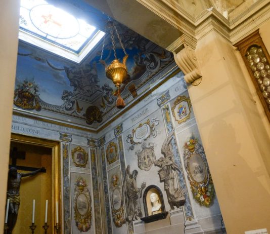 San Lorenzo in Lucina, la soprintendenza attende il progetto per il ripristino del volto dell’angelo