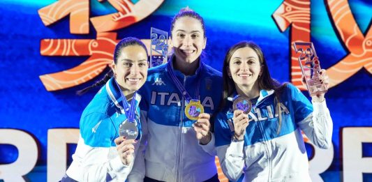 L’Italia della spada riscrive la storia a Wuxi: oro Rizzi, argento Santuccio e bronzo Fiamingo