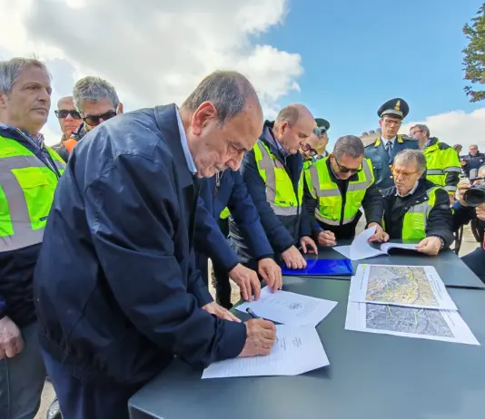Frana Niscemi, Schifani consegna i lavori di rifacimento della Regia trazzera e i primi due alloggi per gli sfollati: “Atti concreti e veloci” / Video