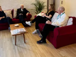 Mattarella a Cortina, incontra Sofia Goggia e chiama Arianna Fontana / Video