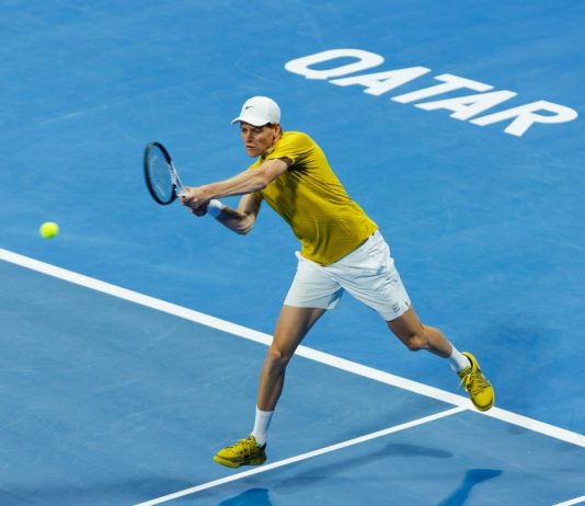 Atp Doha, esordio ok per Sinner: battuto Machac in due set
