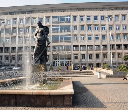 12 condanne a Bari nei confronti di esponenti di Casapound per riorganizzazione del partito fascista