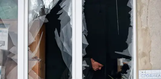 Ucraina, nuovo attacco russo nella notte con 120 droni e un missile