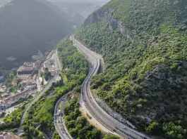 Maltempo in Campania, frana a Vietri sul Mare. Sgomberati 6 nuclei familiari