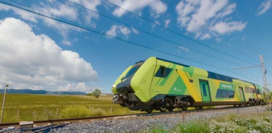 In Emilia Romagna oltre 7,3 milioni di passeggeri sui treni regionali tra luglio e agosto, de Pascale: “Un dato che parla da solo”