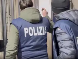 Camorra, blitz a Scampia contro il clan Raia: 15 arresti / Video