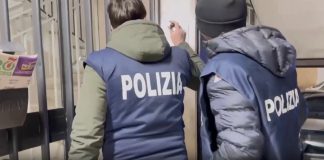 Camorra, blitz a Scampia contro il clan Raia: 15 arresti / Video