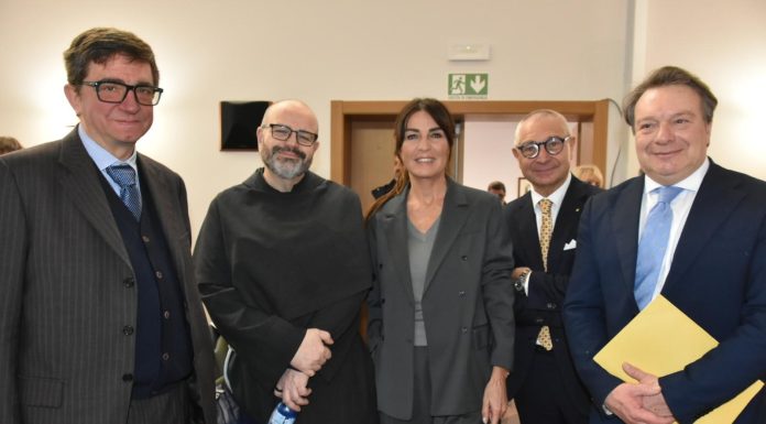 De Martin al convegno sull’intelligenza artificiale dell’istituto universitario salesiano