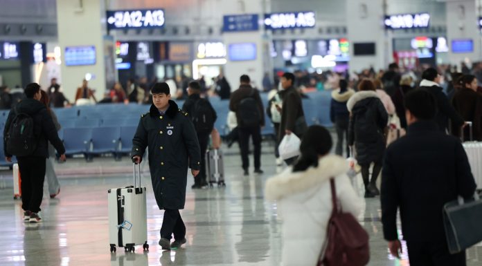 Cina: Festa di primavera, oltre 1,4 mld di viaggi interregionali nella prima settimana di picco