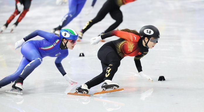 Milano-Cortina 2026: squadra cinese in gara in staffetta mista di short track (1)