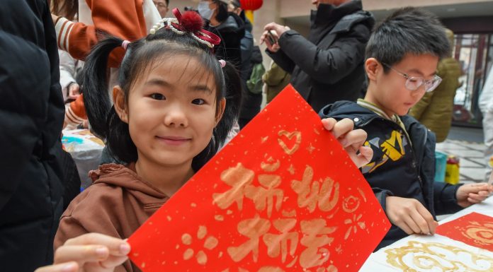 Cina: celebrazioni nel nord del Paese in vista della Festa di primavera (2)