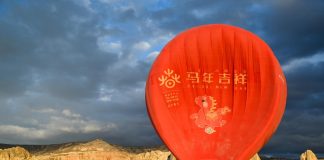 Turchia: festeggiamenti in mongolfiera per il Capodanno cinese (1)