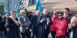 Stabilimento Gambro -Vantive di Medolla, Colla e Paglia al presidio dei lavoratori