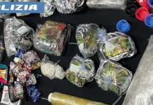 Sequestrati 2,7 kg di droga in un bunker a Catania, arrestati due pusher