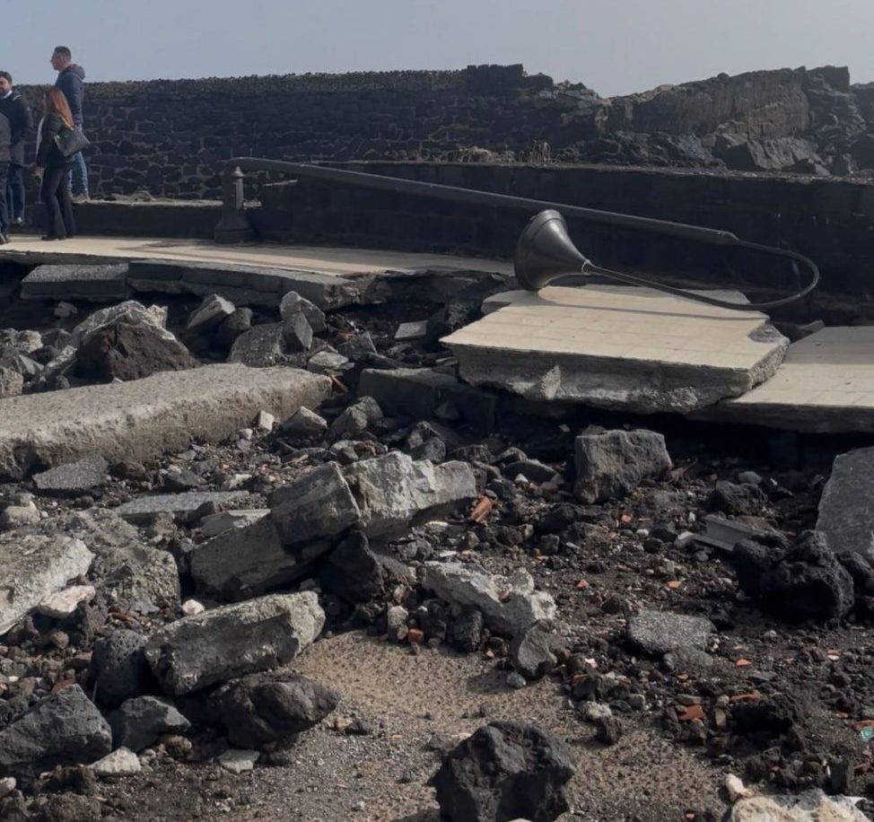 Il sindaco di Acireale annuncia l’avvio dei lavori urgenti per il ripristino della funzionalità dei porti cittadini