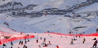 Cina: ad Altay sport invernali restano protagonisti dopo le vacanze (2)