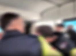 Aggredirono un noto youtuber e le guardie giurate alla metro Ottaviano di Roma: 4 arresti / Video