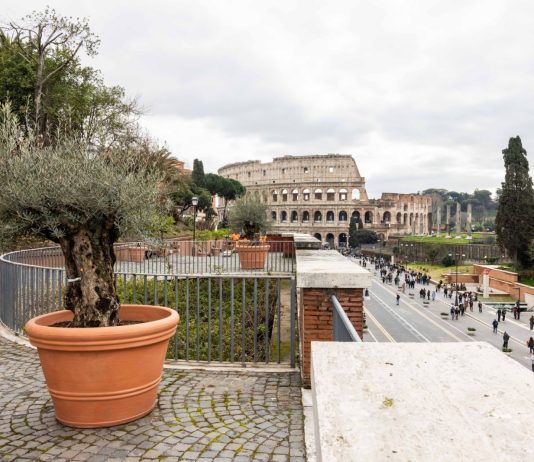 Roma, riaperto il Belvedere Cederna. Gualtieri: “Restituito un affaccio su un luogo iconico”