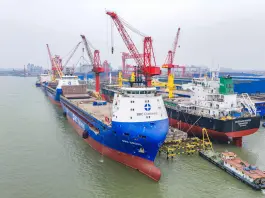 Cina: cantieristica navale leader mondiale per 16esimo anno consecutivo (1)