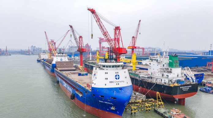 Cina: cantieristica navale leader mondiale per 16esimo anno consecutivo (1)