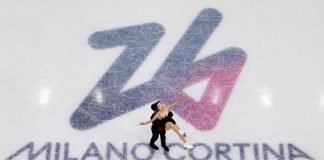 Milano-Cortina 2026: i cinesi Sui e Han in gara nel programma corto a coppie di pattinaggio artistico (2)