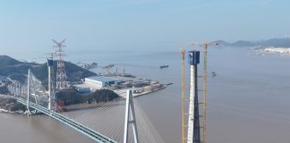 Cina: completata la cima della torre principale del ponte Taoyaomen (2)