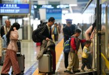 Cina: 258 milioni di viaggi ferroviari dall’inizio del picco per la Festa di primavera