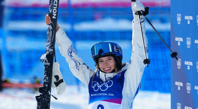 Milano-Cortina 2026: le cinesi Gu e Li conquistano il primo e il secondo posto nella finale femminile di freeski halfpipe (1)