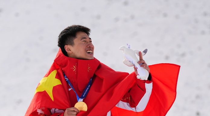 Milano-Cortina: il cinese Wang vince l’oro nell’aerials di sci freestyle, terzo Li (3)