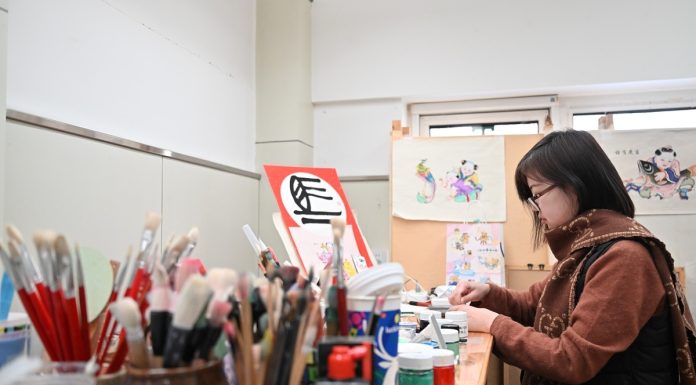 Cina: la Tianjin Yangliuqing Fine Arts Press pubblica dipinti di Capodanno (1)