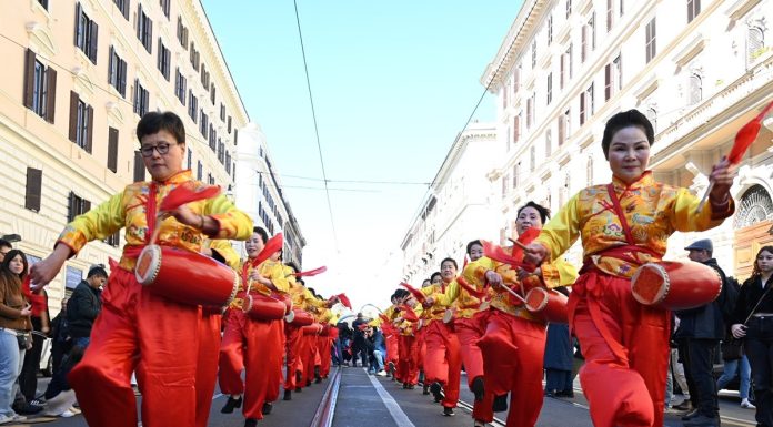 Roma ospita sfilata per Capodanno cinese (3)